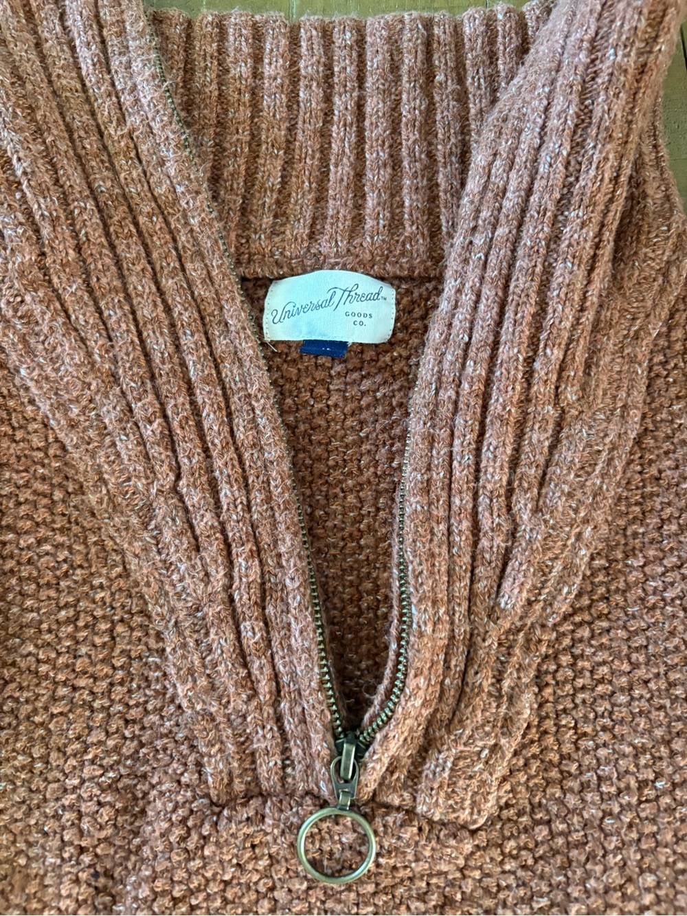 Cropped Sweater - Picture 2 of 3